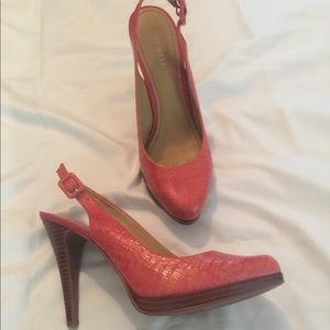 Nine West Coral pumps